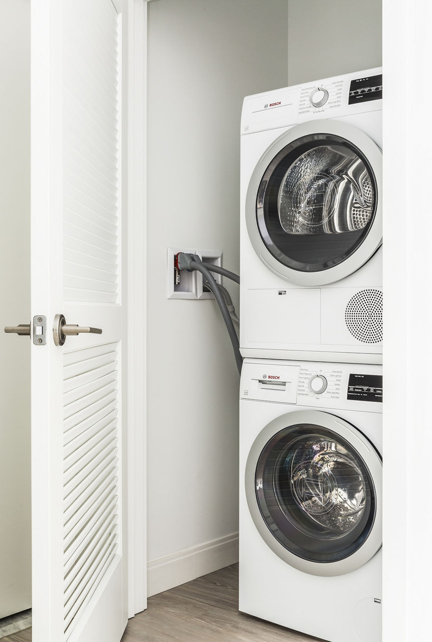 Laundry room at Lantera At Boston Landing