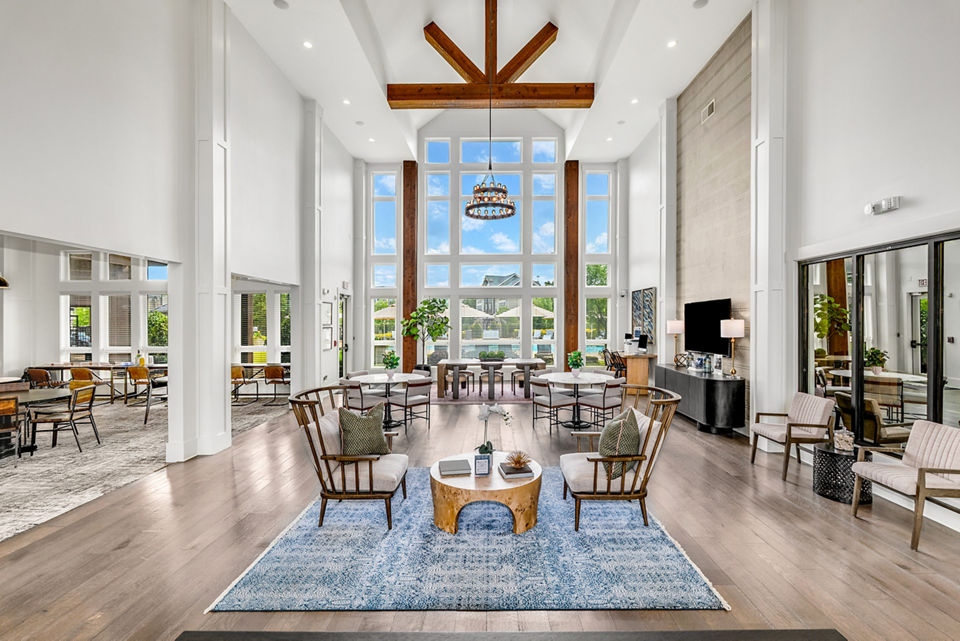 Clubhouse/Lobby at Grand Oaks at Crane Creek Apartments