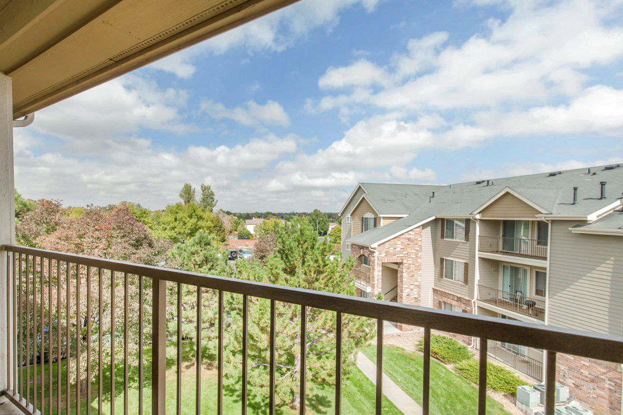 Avana Eastlake Apartments Thornton Co 3 of 12