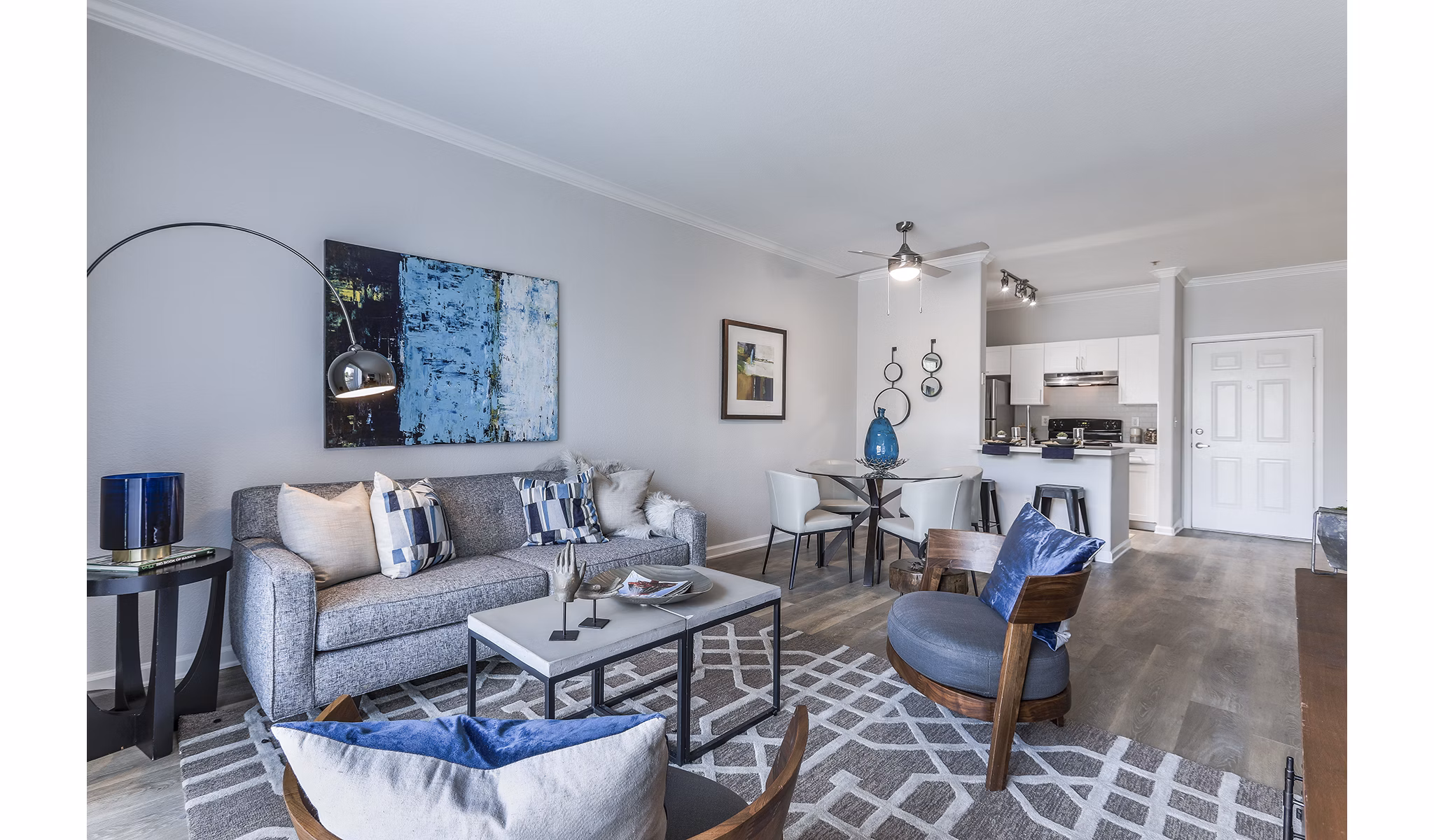 Modern living room with stylish furnishings at Avana Eastlake Apartments
