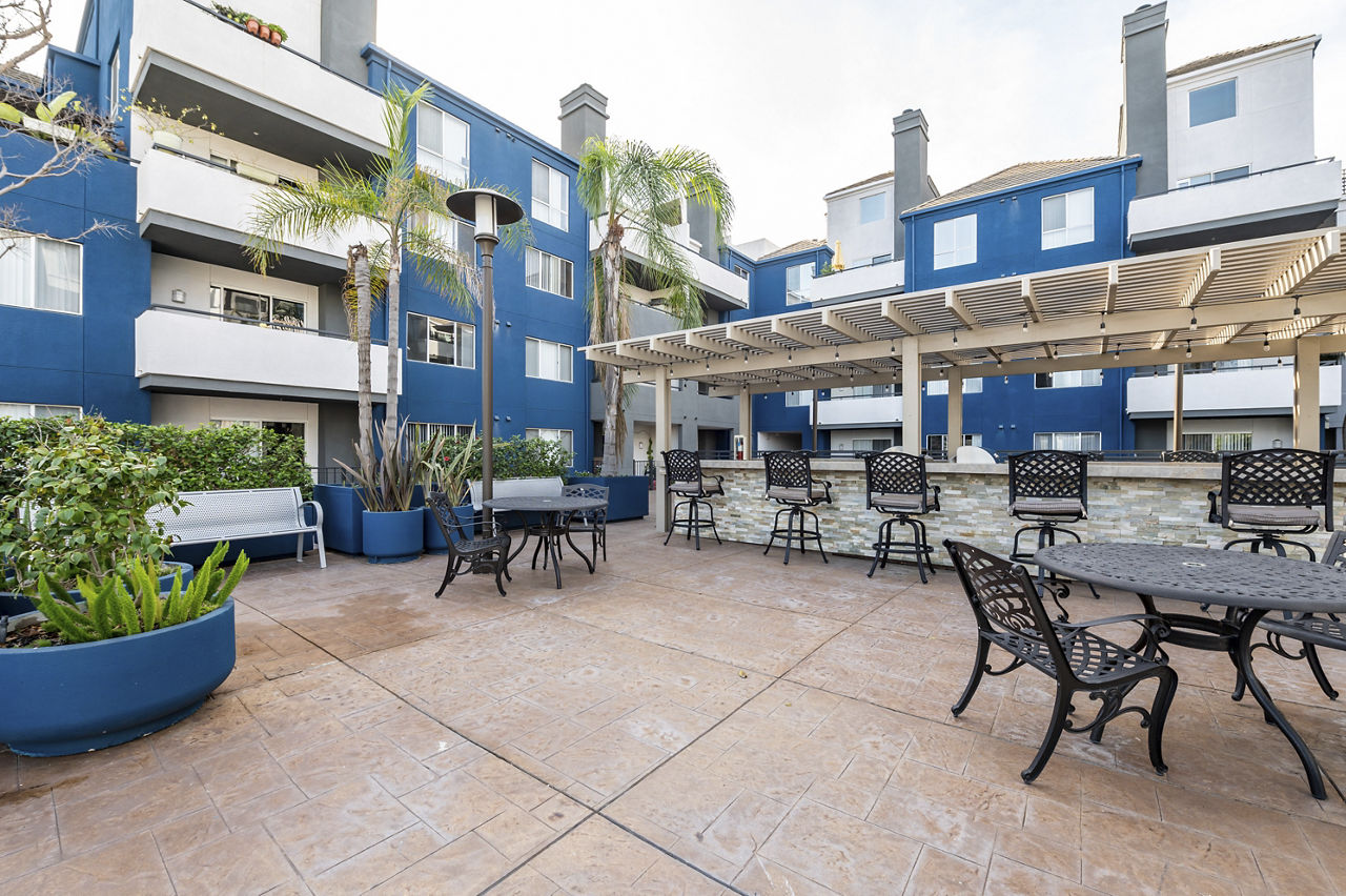 Avana On Pine Apartments Long Beach Ca 11 of 12