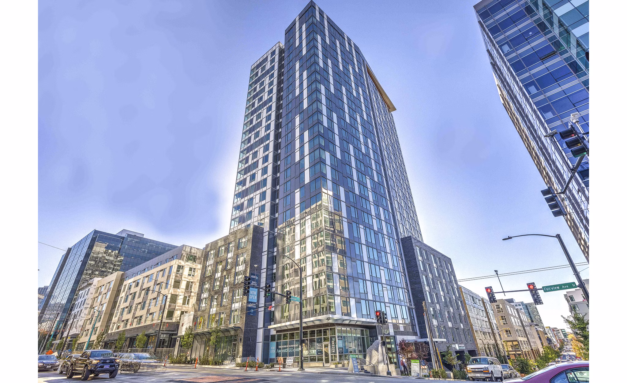 Ascent South Lake Union: Luxury high-rise apartments in vibrant Seattle neighborhood
