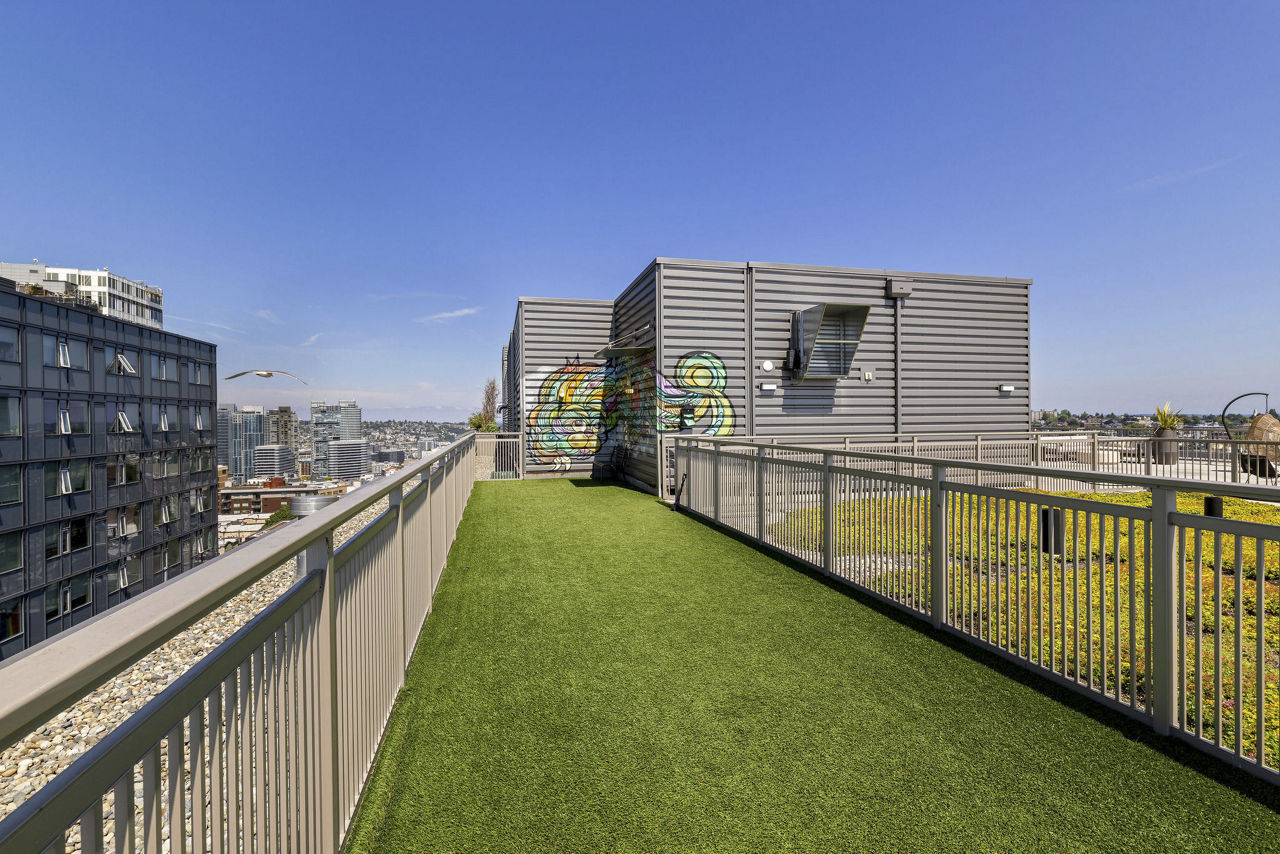 Roof deck at The Danforth (7 of 7)