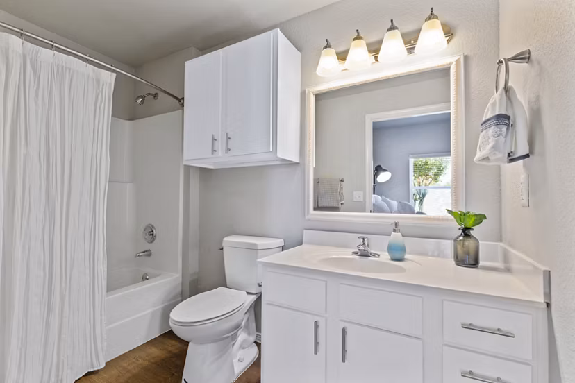 Modern bathroom with sleek fixtures at Timberlinks at Denton Apartments