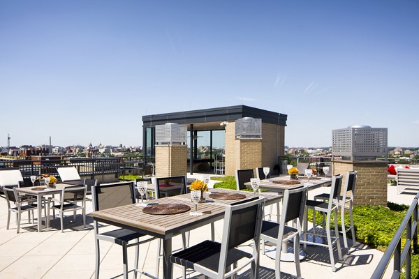 rooftop patio at 7th Flats