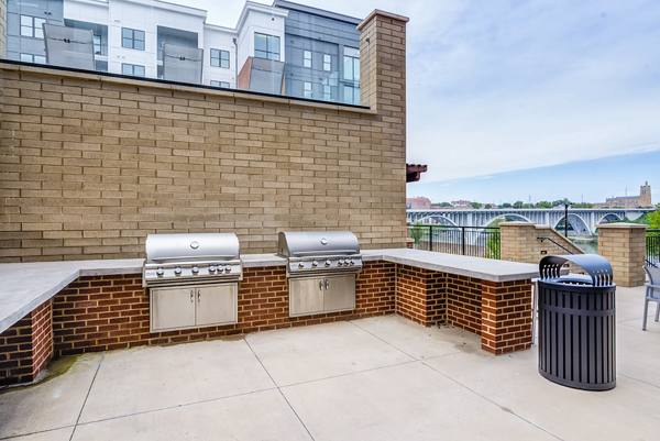 grill area at One Riverwalk Apartments