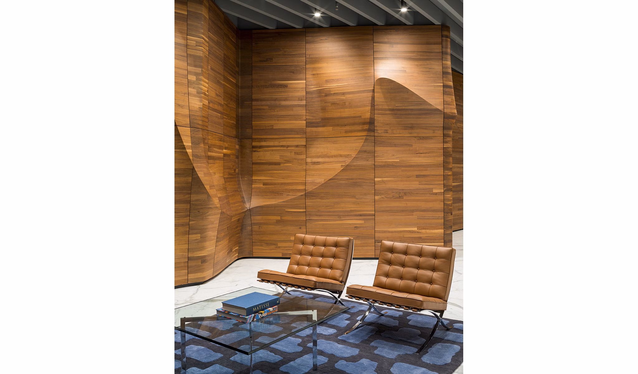 Circa LA Apartments: Elegant clubhouse with modern decor and spacious seating areas for social gatherings in Los Angeles