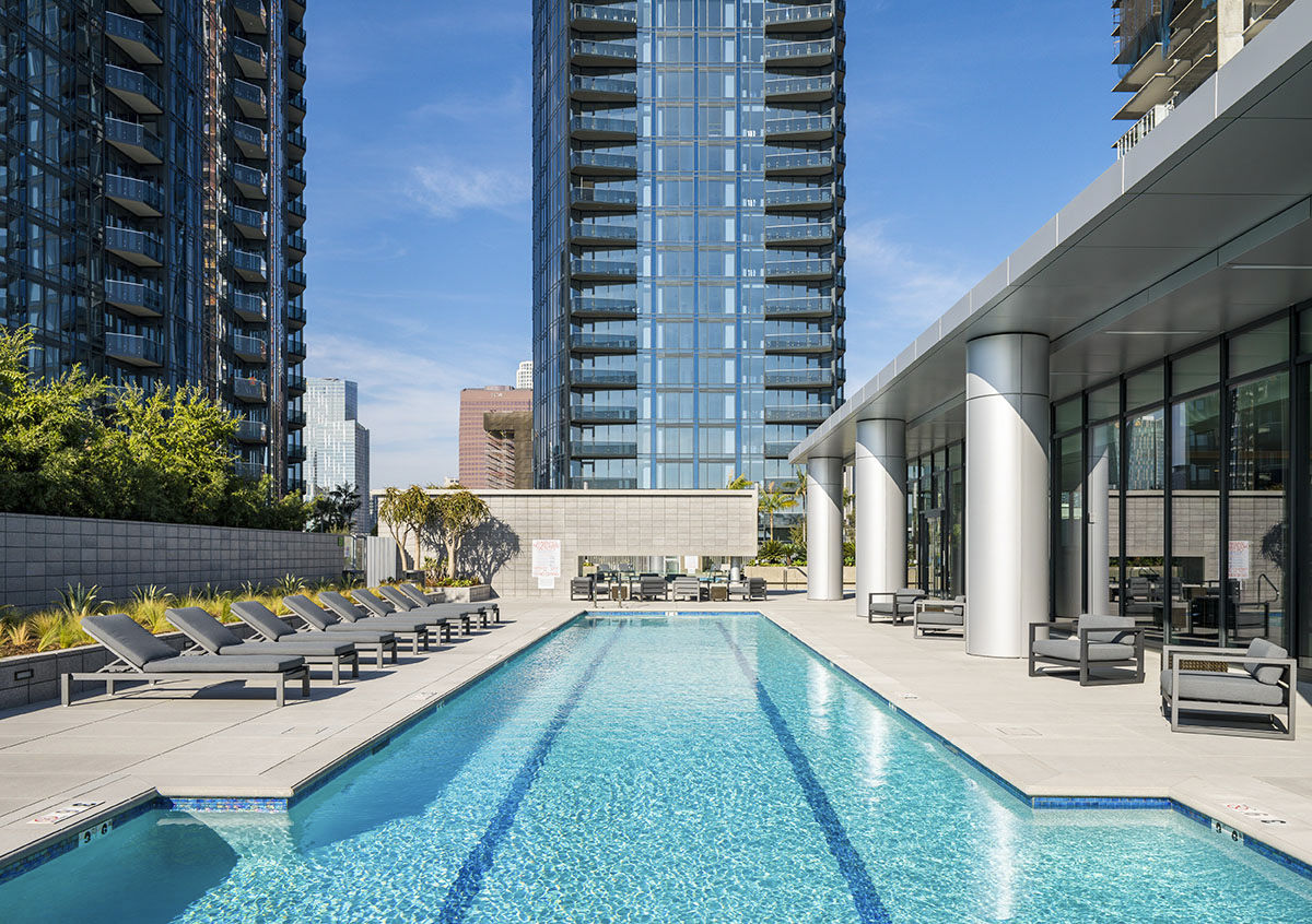 Circa La Apartments Los Angeles Ca 8 of 12
