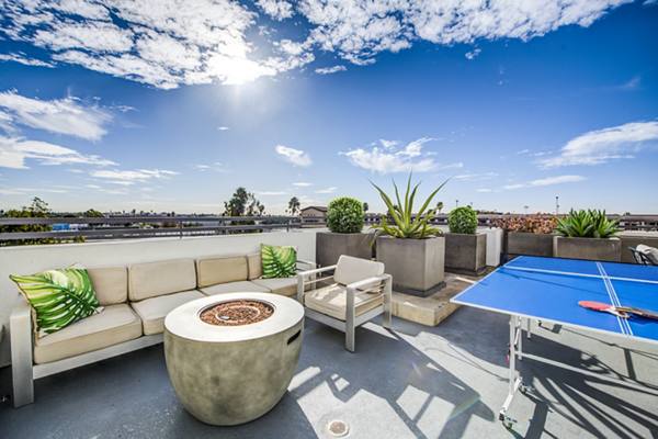 patio/balcony at Icon Plaza Apartments