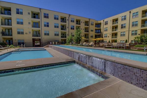pool at 2785 Speer Apartments