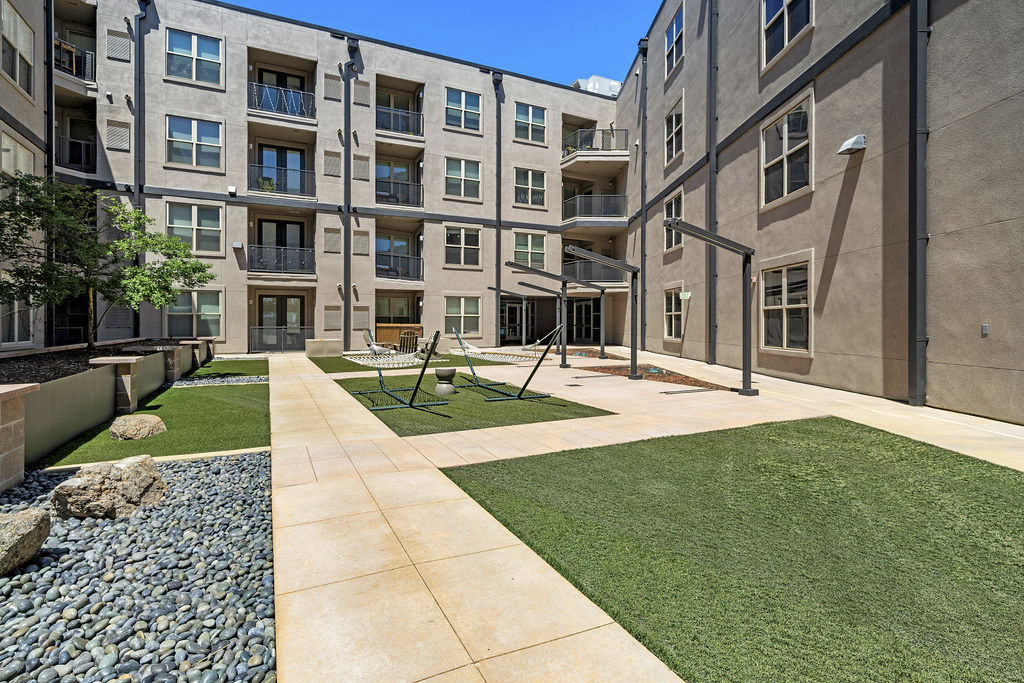 2785 Speer Apartments Denver Co 7 of 12