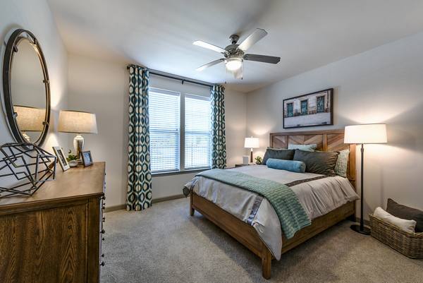 Williamsburg Apartments