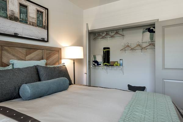 Williamsburg Apartments