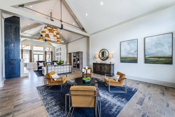 Williamsburg Apartments