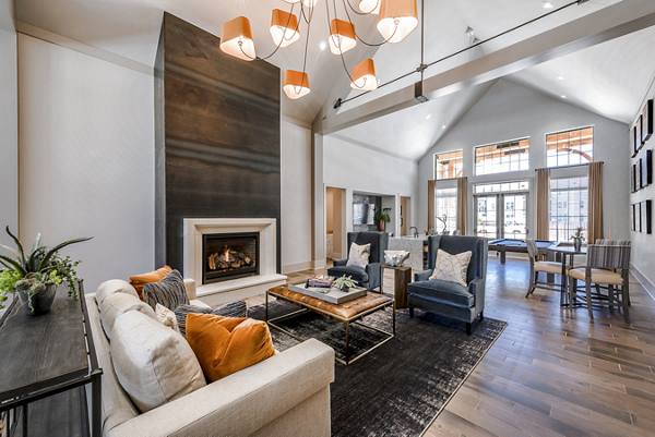 Williamsburg Apartments