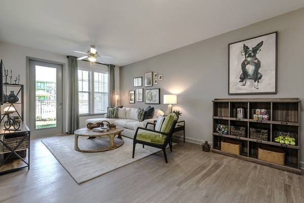 Williamsburg Apartments