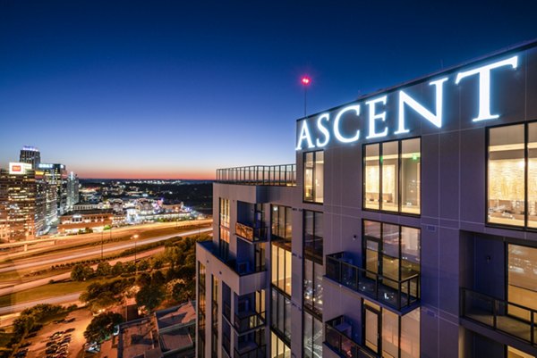 Ascent Midtown: Luxury high-rise apartments in Atlanta with modern design and city views