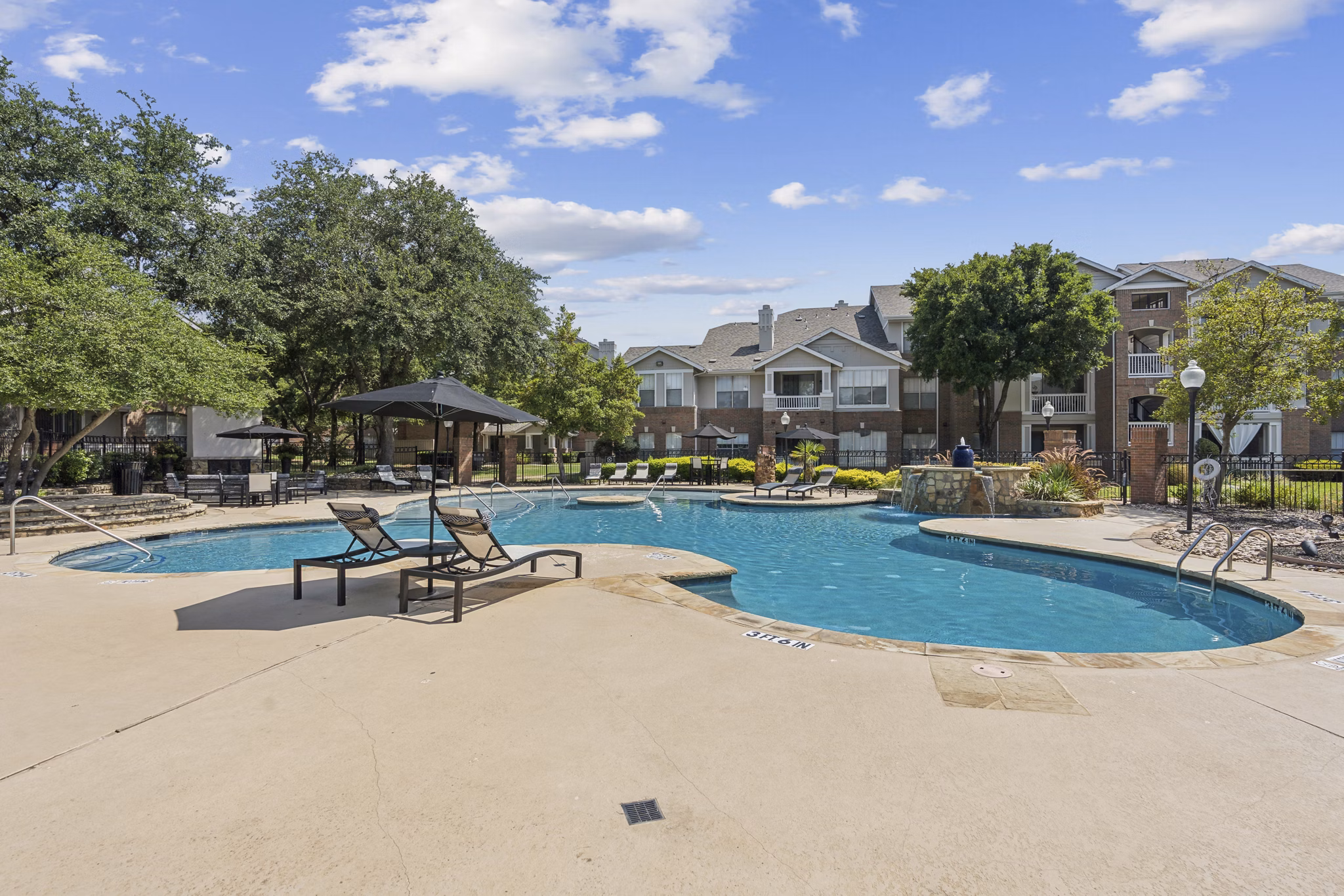 pool at Villas at Legacy Apartments