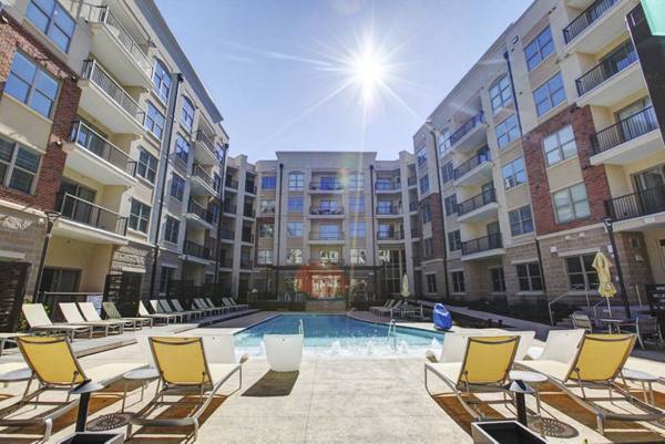 pool at Centric Gateway Apartments