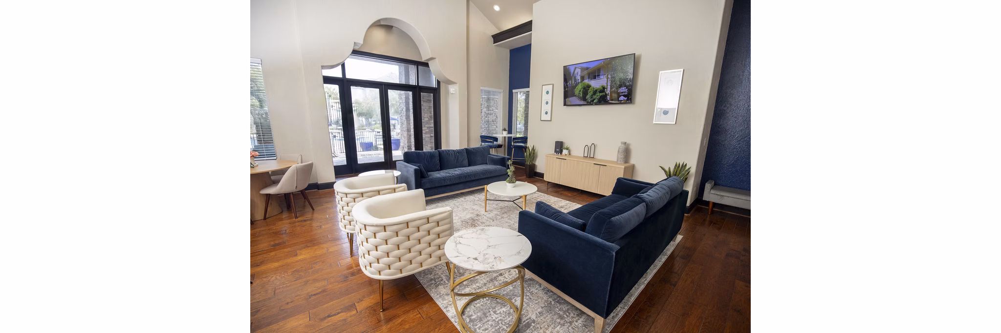 clubhouse at Mandalay at Shadow Lake Apartments