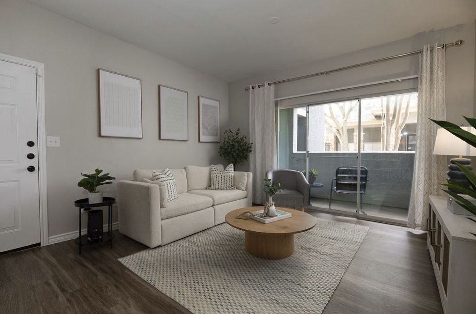 living room at Mandalay at Shadow Lake Apartments