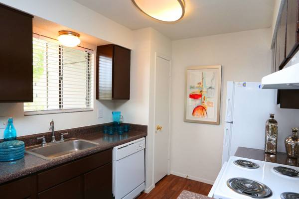 kitchen at Lake Vue Apartments