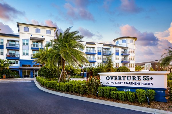 Overture Dr Phillips: Sleek building of luxury apartments in Orlando