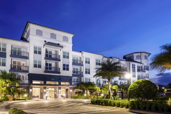 Overture Dr Phillips Apartments: Modern luxury apartment building in prime Orlando location