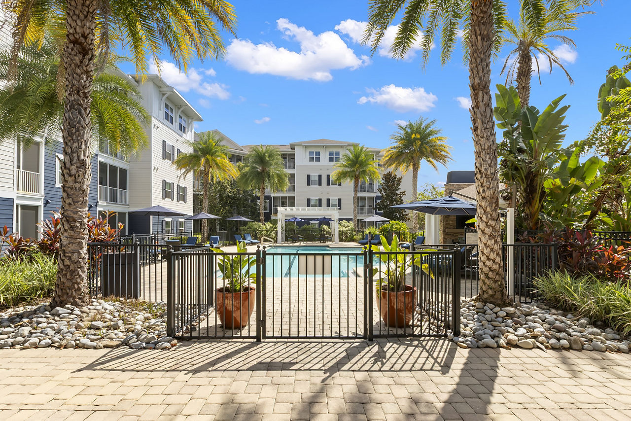 Pool at Album Monterey Pointe (2 of 6)