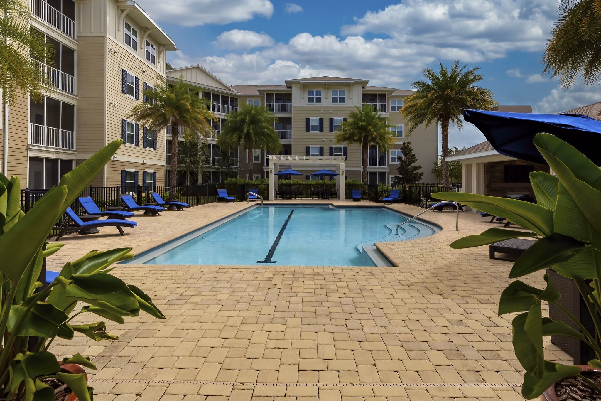 pool at Album Monterey Pointe Apartments