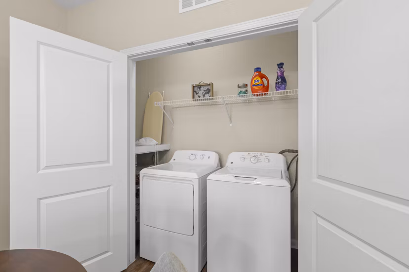 laundry facility at Album Monterey Pointe Apartments 