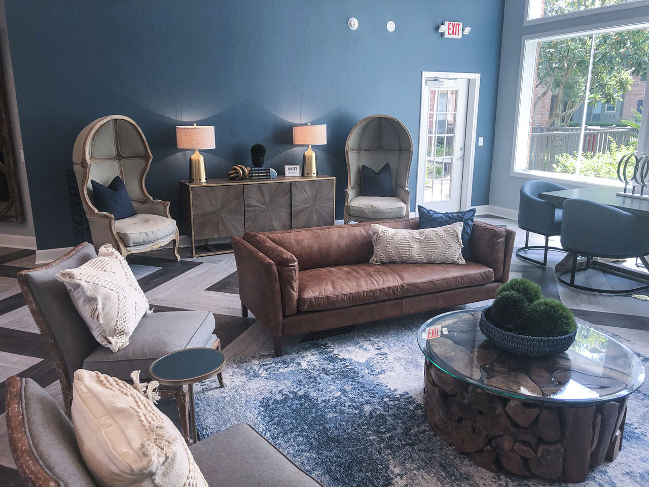 Lobby at Breakers At Windmill Lakes