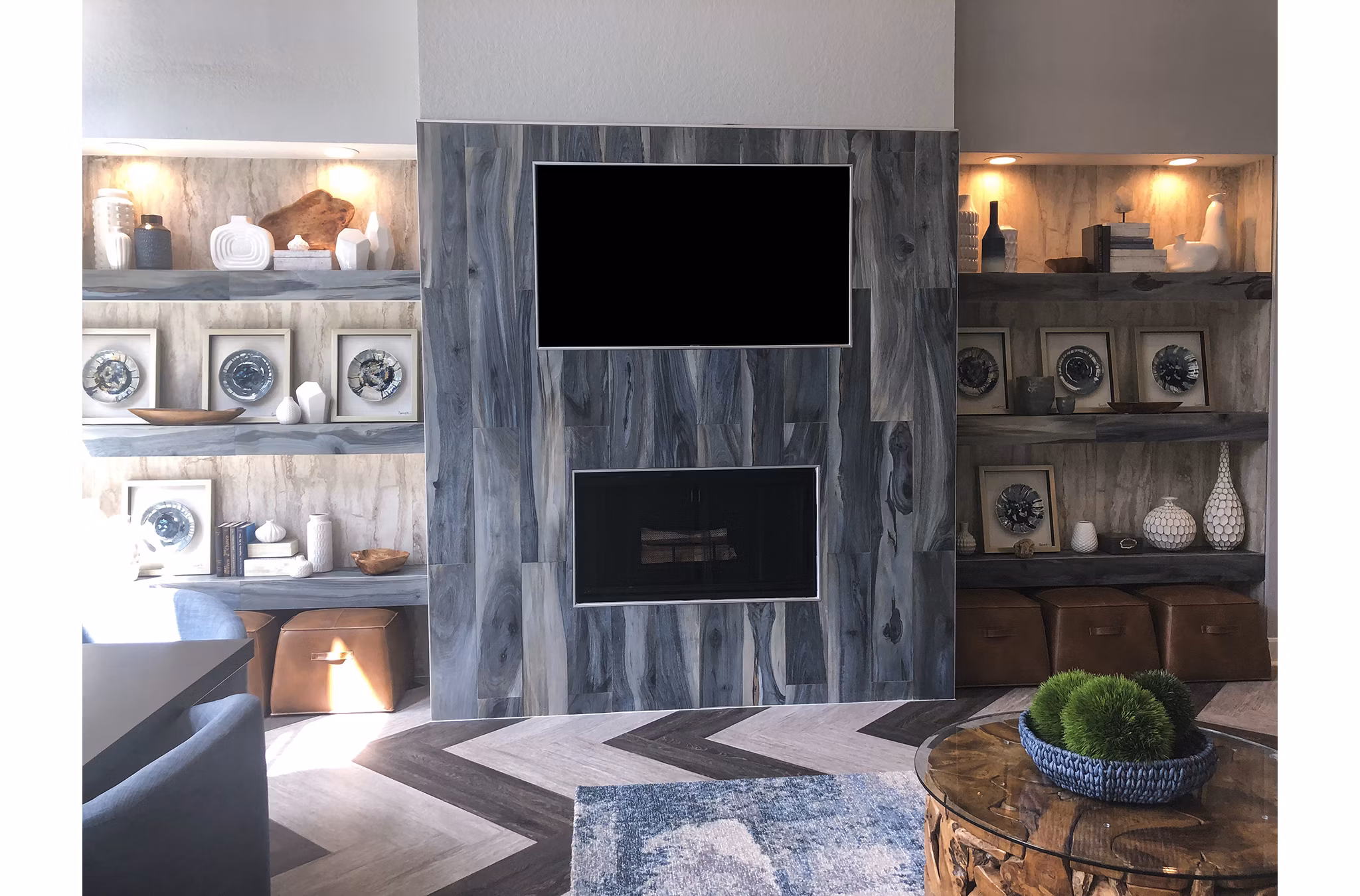 Stylish clubhouse featuring modern decor at Breakers at Windmill Lakes Apartments