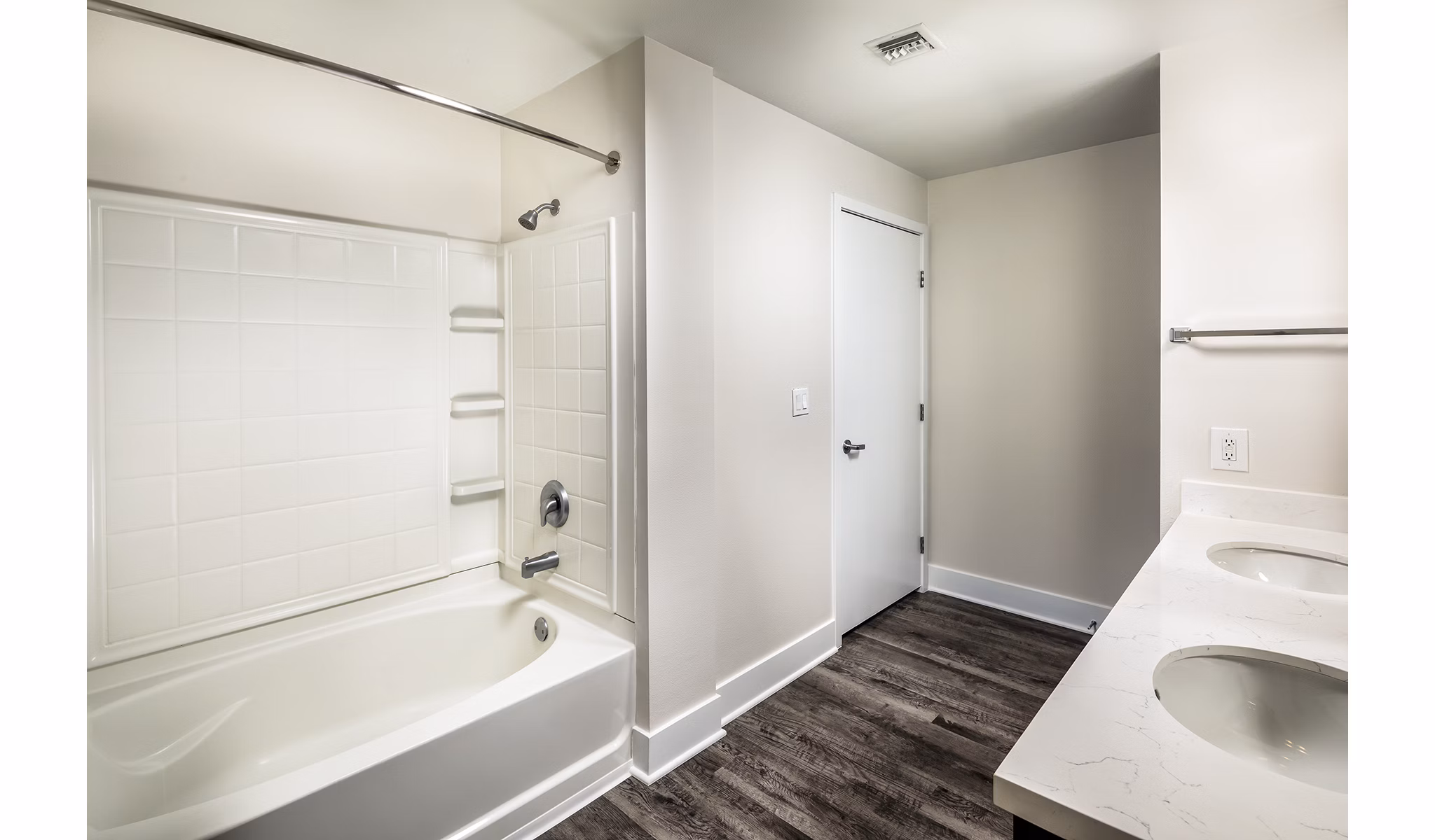 bathroom at Alaya Hollywood Apartments