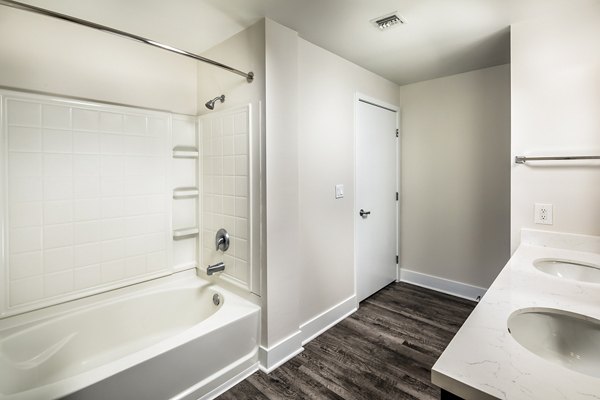 bathroom at Alaya Hollywood Apartments