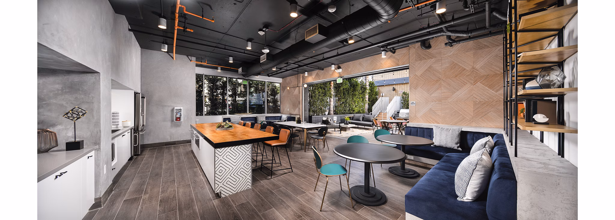 clubhouse at Alaya Hollywood Apartments