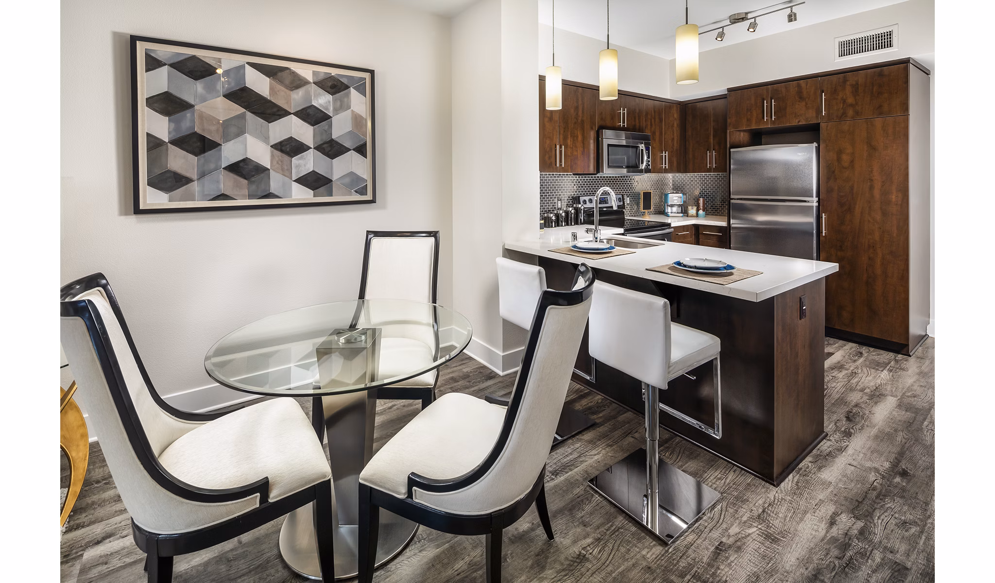 dining room at Alaya Hollywood Apartments