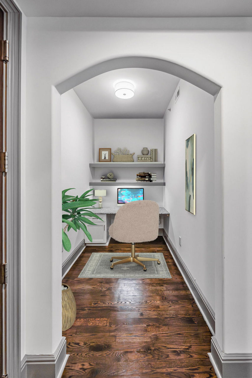 Work space at The Residence At Southpark (3 of 4)