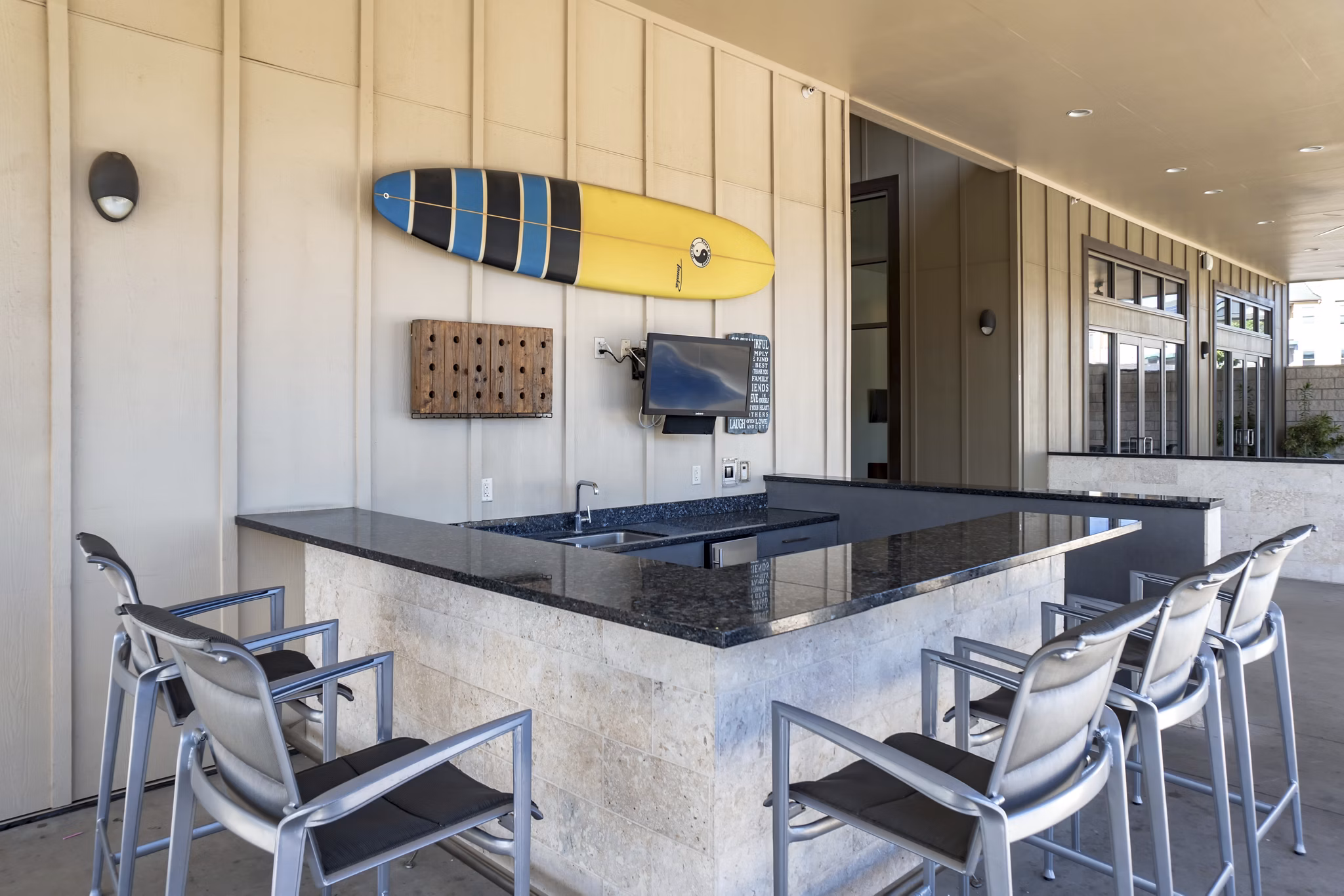 patio at Kapolei Lofts Apartments