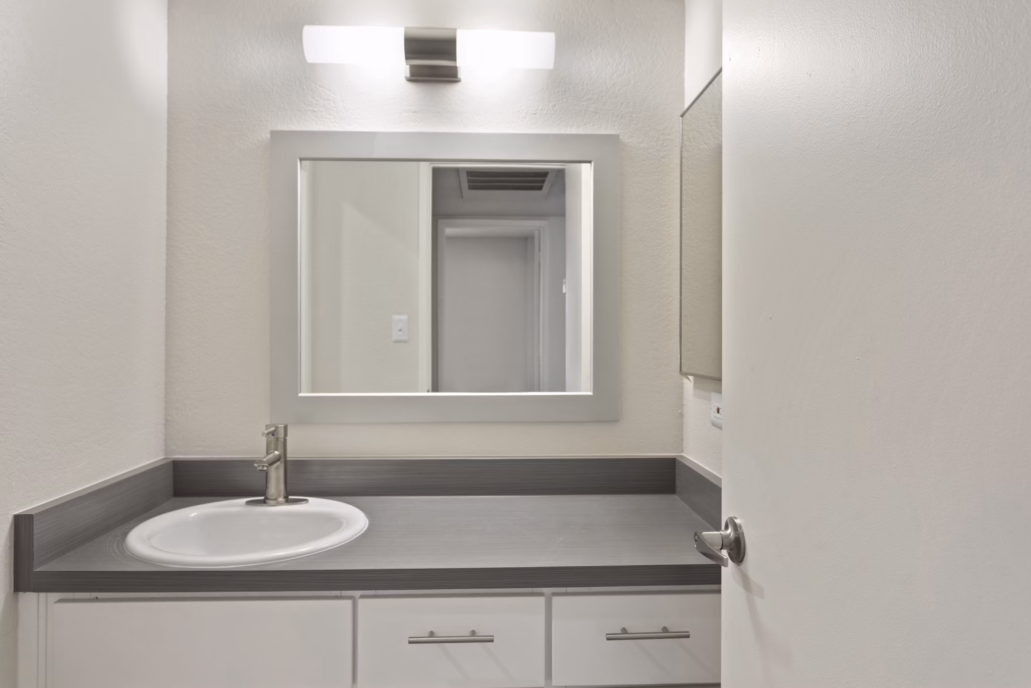 bathroom at Paseo 51 Apartments