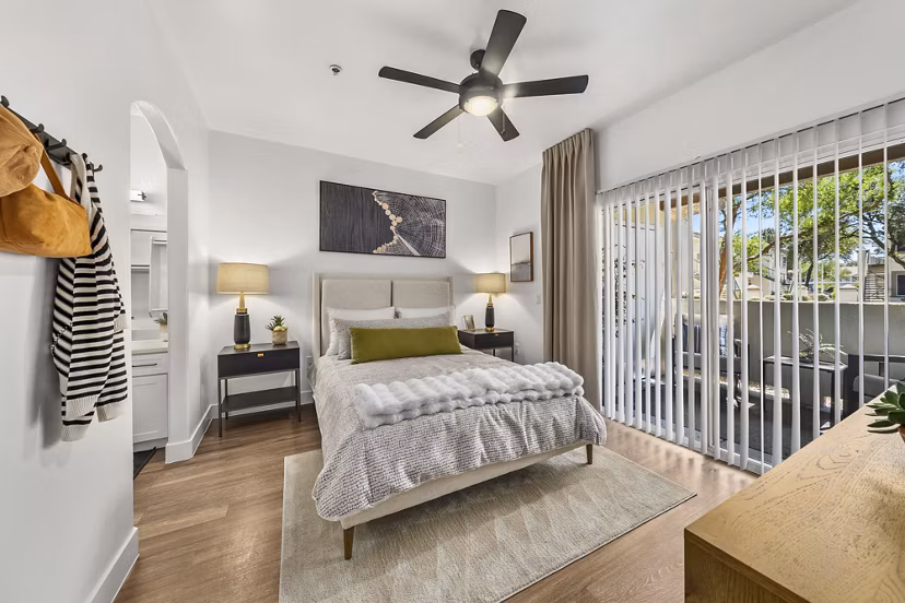 living room at Finisterra Apartments