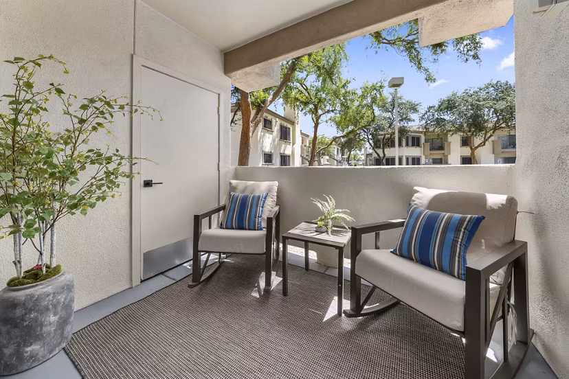 patio at Finisterra Apartments