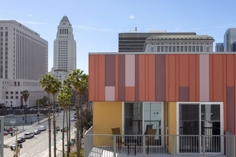 LA Plaza Village: Elegant of luxury apartments in Los Angeles