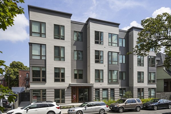 Union House: Contemporary view of luxury apartments in prime city location