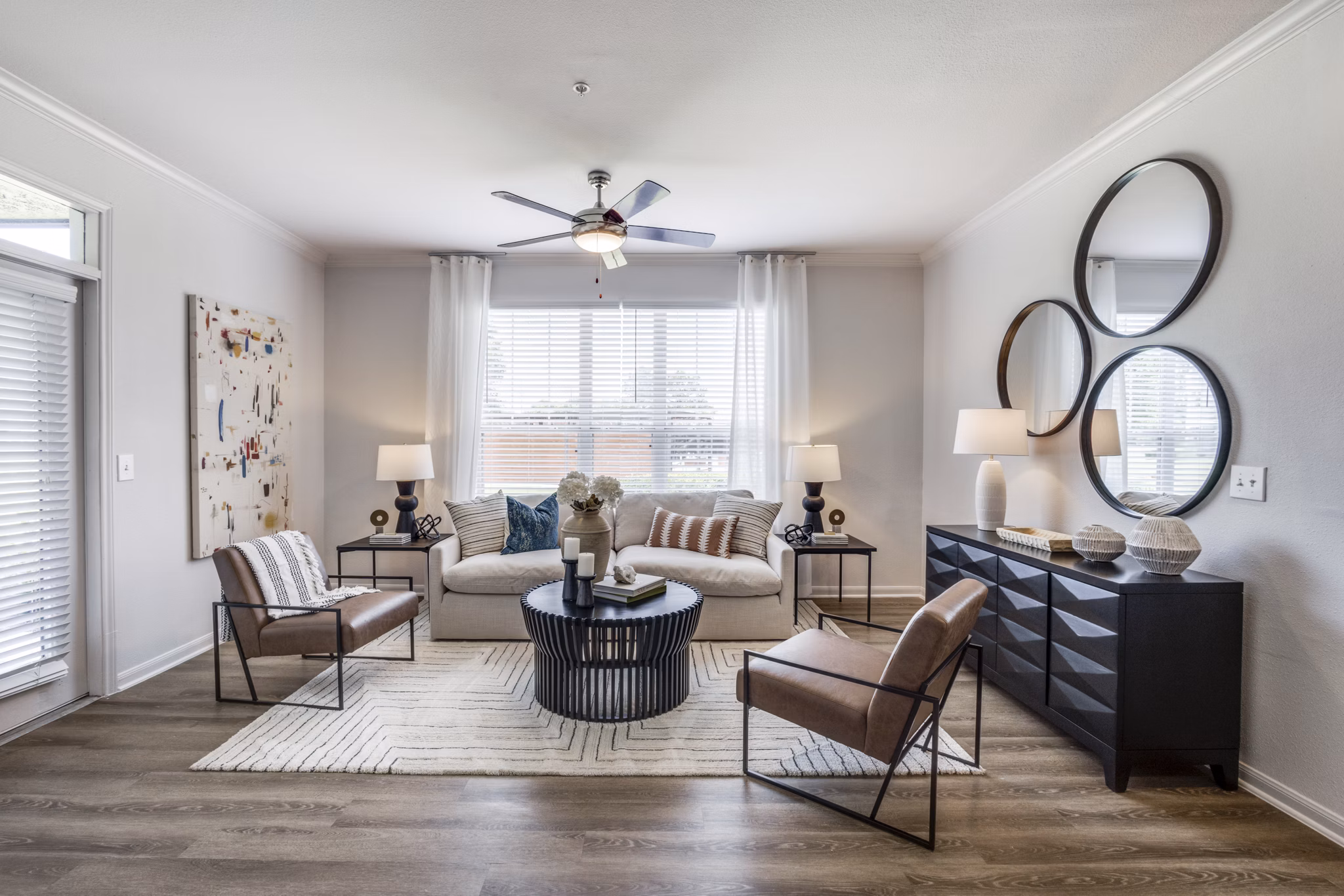 living room at Sandestin at Pearland Apartments