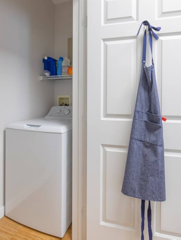 laundry room at The Pointe at State College Apartments