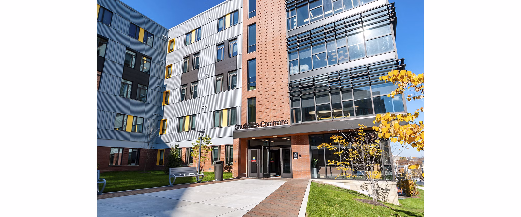 building/exterior at Southside Commons Apartments
