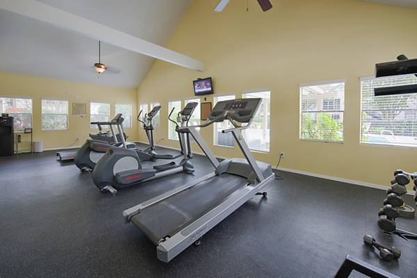 fitness center at Huntcliff Apartments
