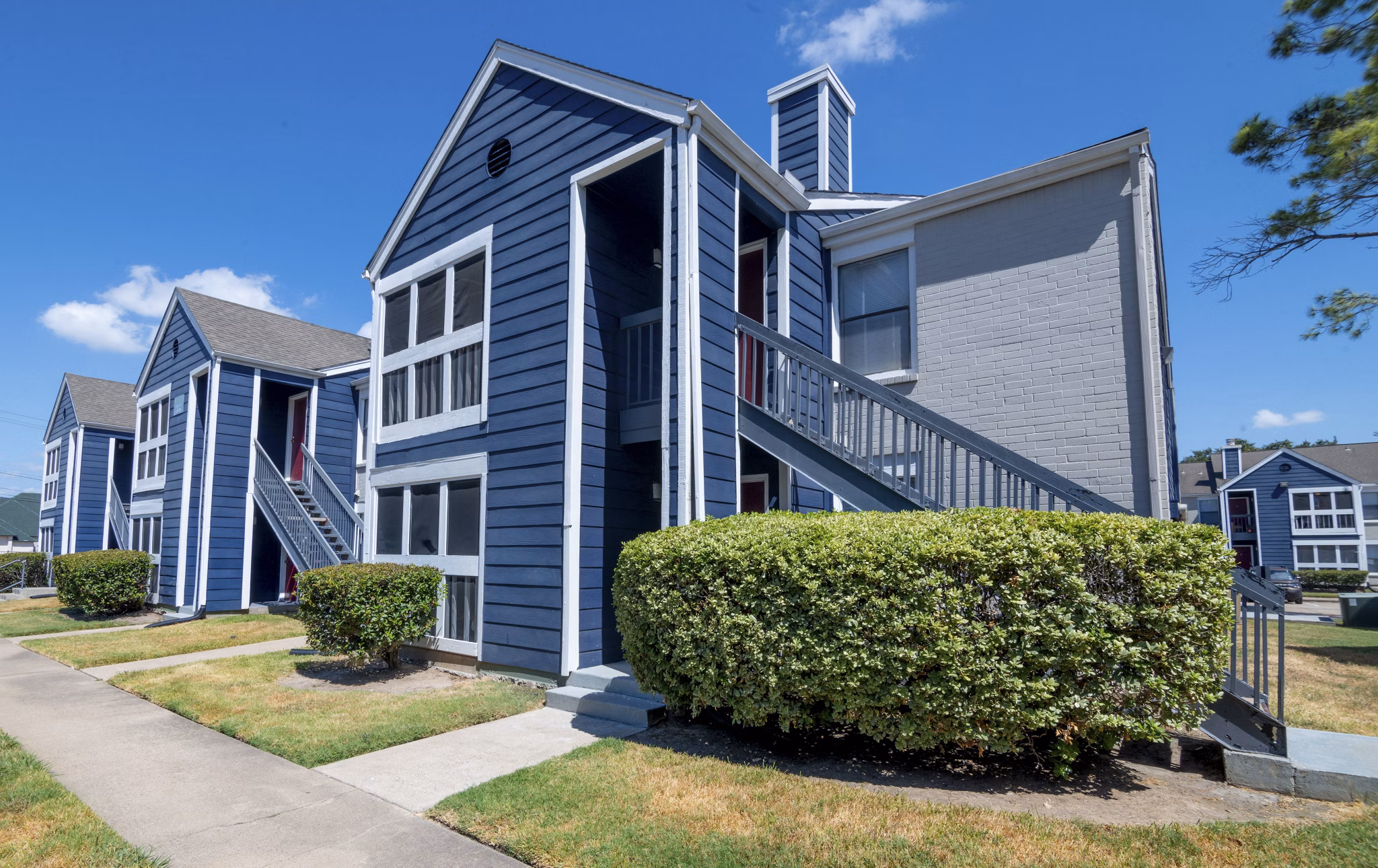 Building/Exterior at Willow Springs Apartments