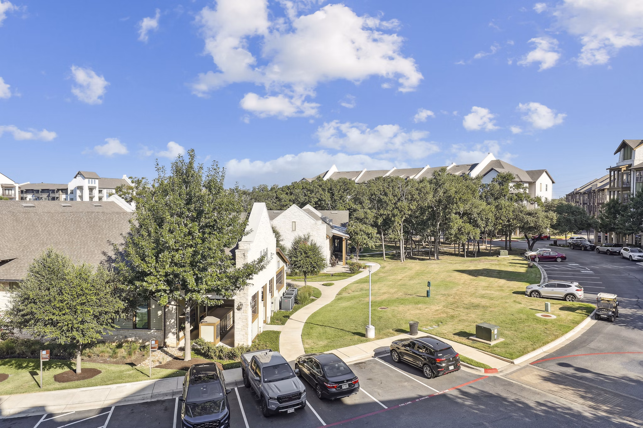 The Michael at Presidio: Luxury apartment building with modern design in San Francisco